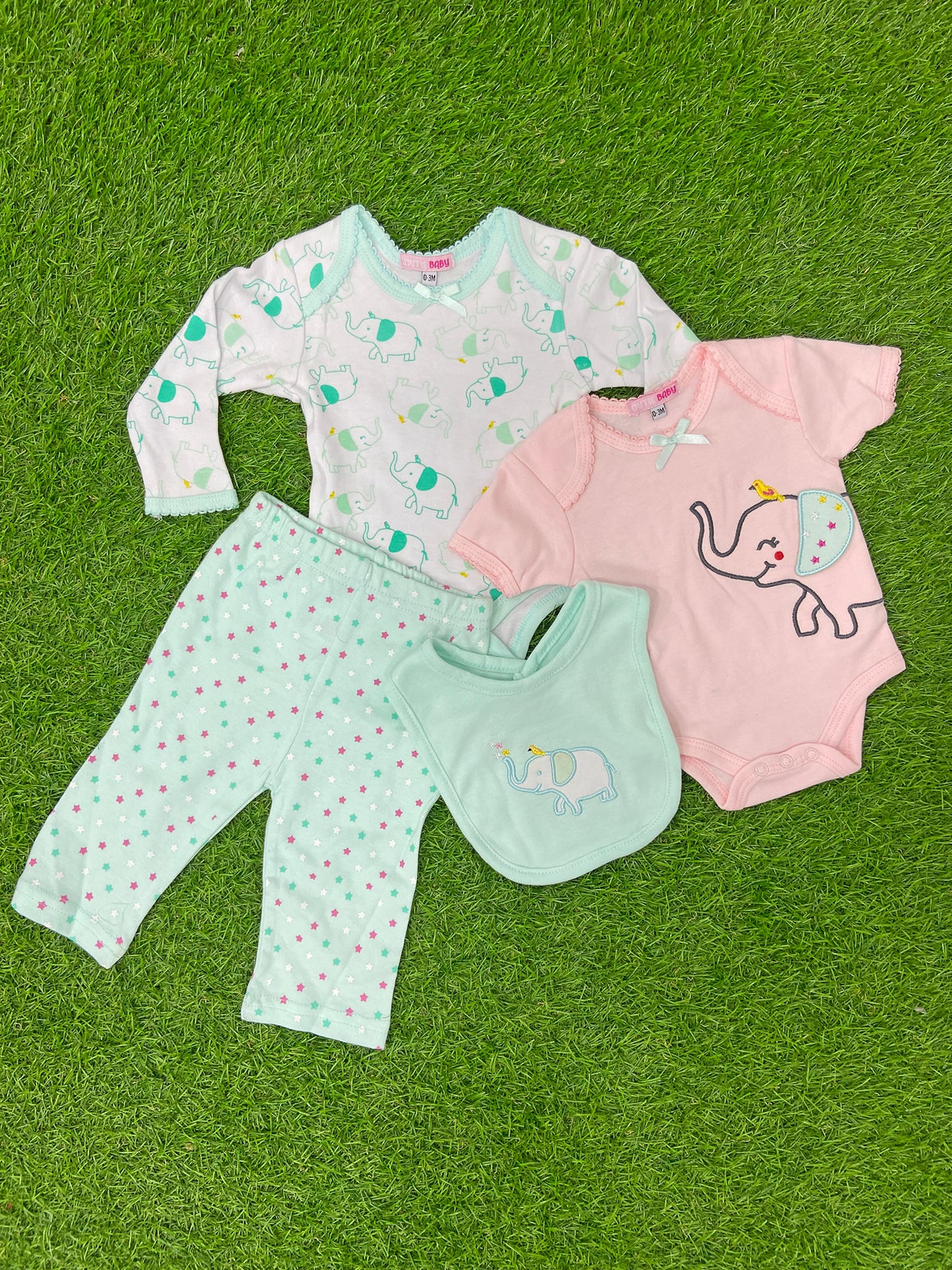 Set de conjuntos 4 pzas para bebe - 02530870