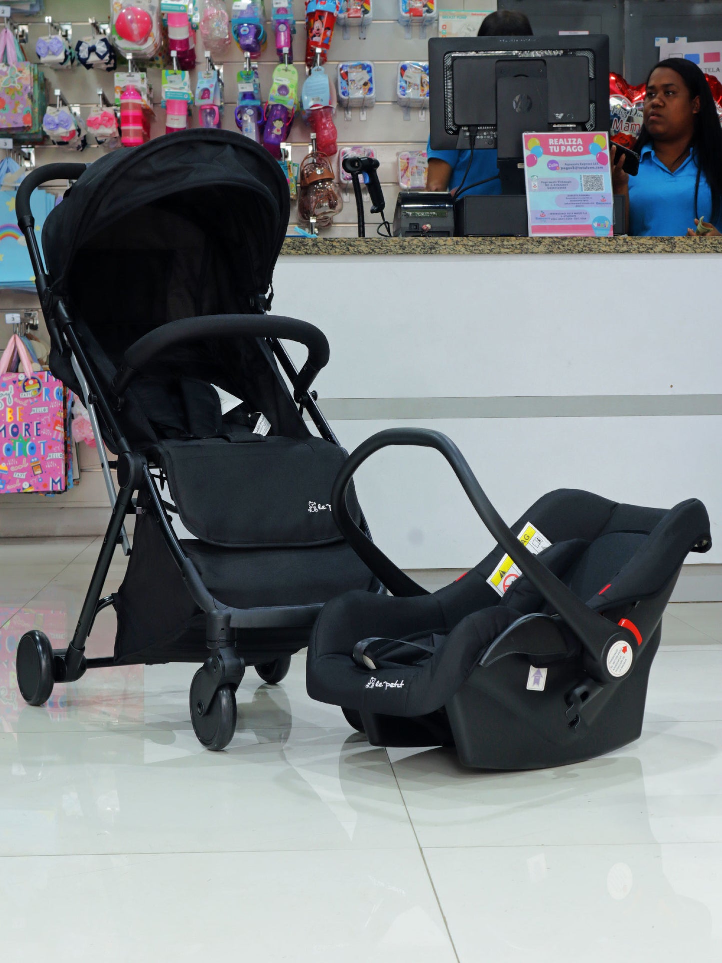 Coche con porta bebe - LP9947BLCK