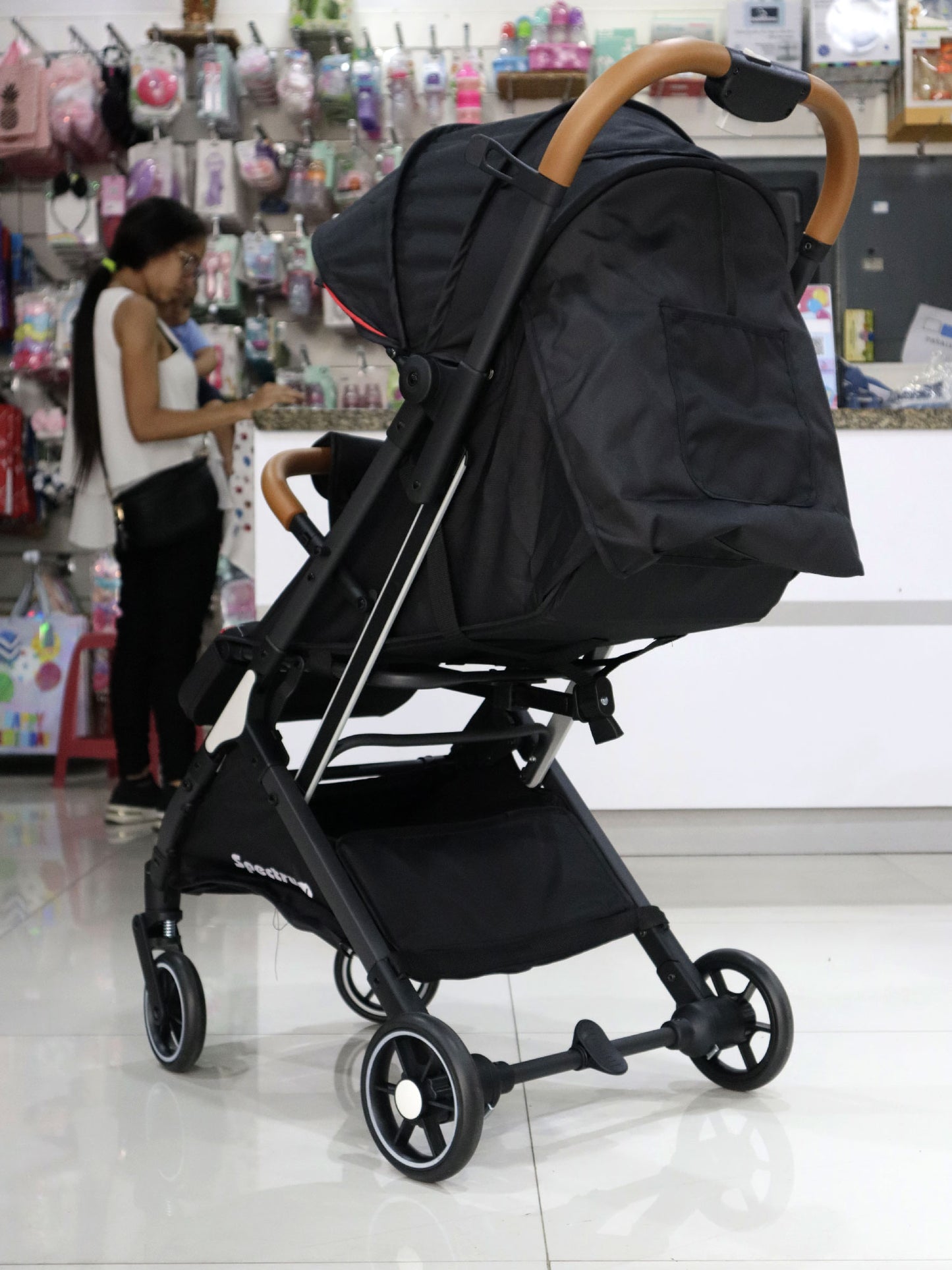 Coche con porta bebé - YG60BLACK