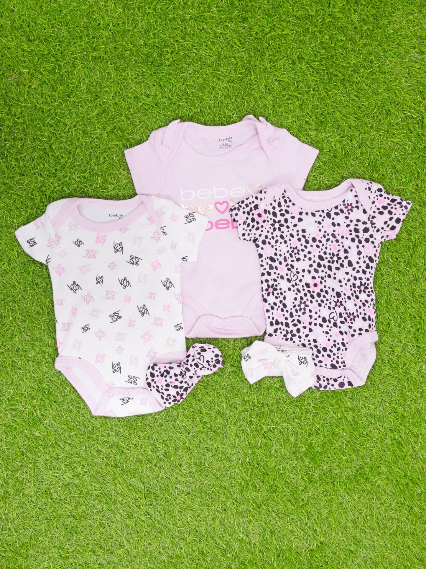 Set de 3 Bodys de Bebe con Accesorios - KBB48274G